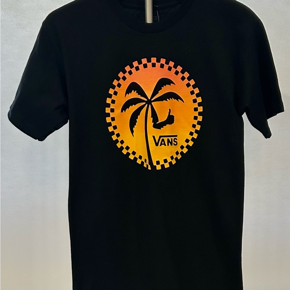 MLT007 Vans Mens Black and Orange Graphic T-Shirt Small